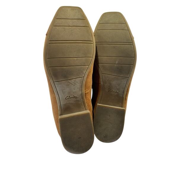 Clarks Collection Suede Cap Toe Loafer Tilmont Step Camel Tan Slip On Comfy 8.5M - Picture 8 of 9